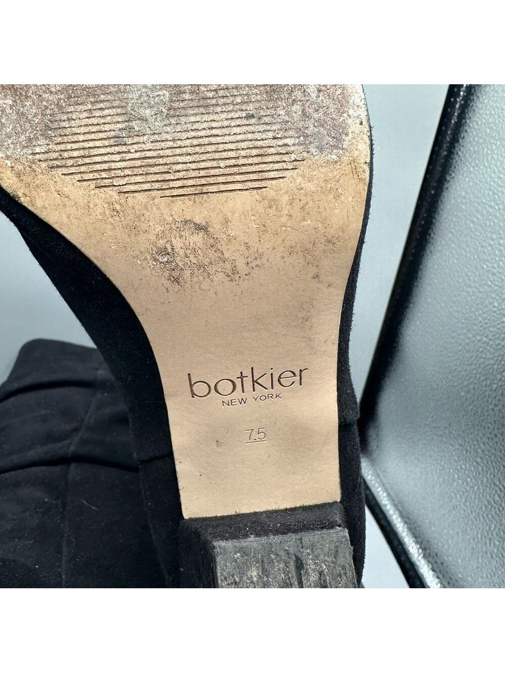 Botkier Skylar Slouched Bootie Pointed Toe Faux Suede Women 7.5 Black - Picture 8 of 9
